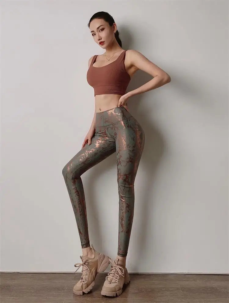 Shine like a Snake 🐍✨ – die Leggings für deinen Glitzer-Moment!