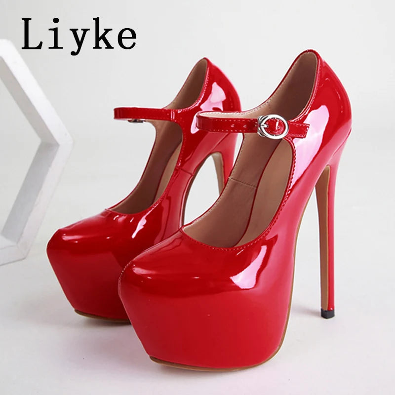 Liyke Super High Heels – Maximale Höhe, maximaler Style