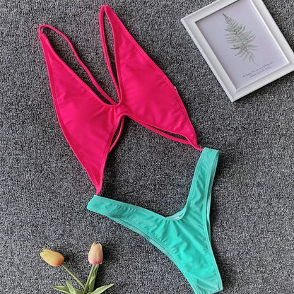 Bauch-Cut-Out Monokini – sexy Silhouette & modernes Design