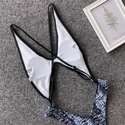 Bauch-Cut-Out Monokini – sexy Silhouette & modernes Design