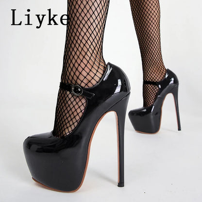 Liyke Super High Heels – Maximale Höhe, maximaler Style