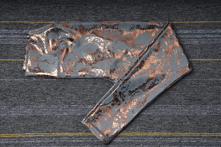 Shine like a Snake 🐍✨ – die Leggings für deinen Glitzer-Moment!