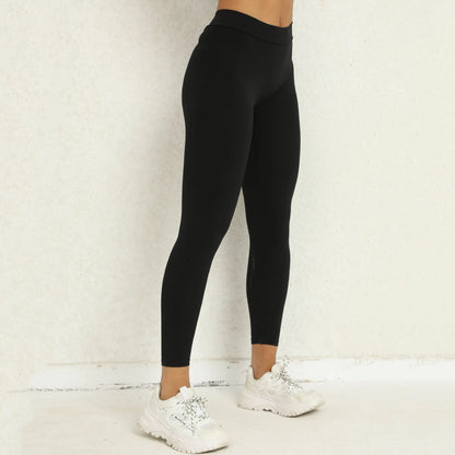 Sexy Scrunch-Leggings mit V-Taille – dein neuer Workout-Crush 🍑🖤