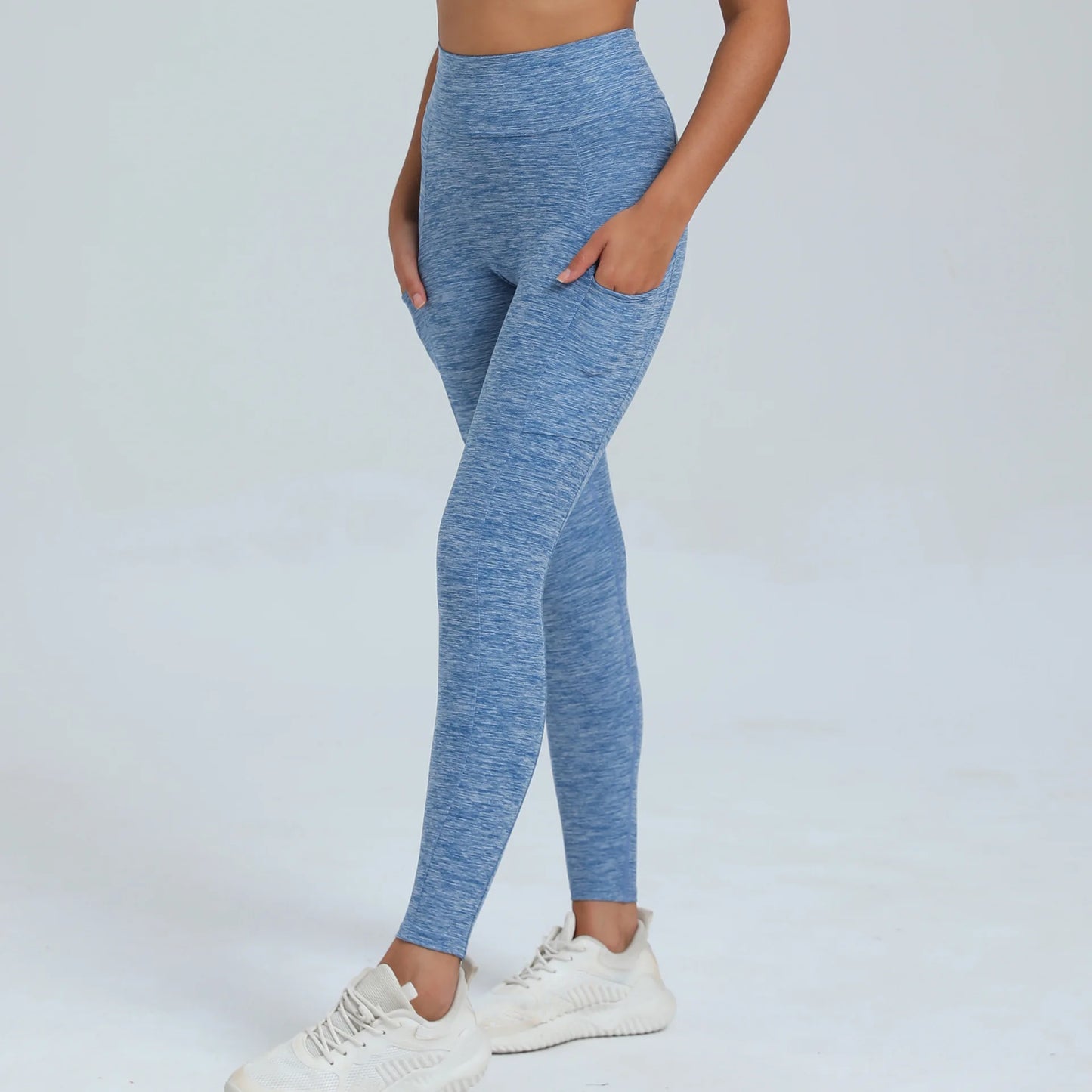 V-Taille Yogahose mit Scrunch-Effekt – Figurbetont & funktional 🍑🖤