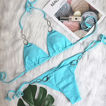 Diamant Bikini mit Ketten – glamourös, sexy & ein echter Blickfang