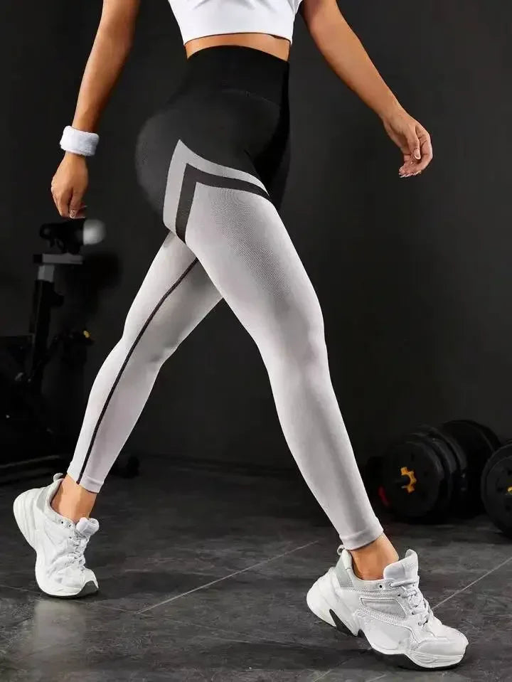 Nahtlose Streifen‑Butt‑Lift Leggings – High‑Waist Power für dein Workout