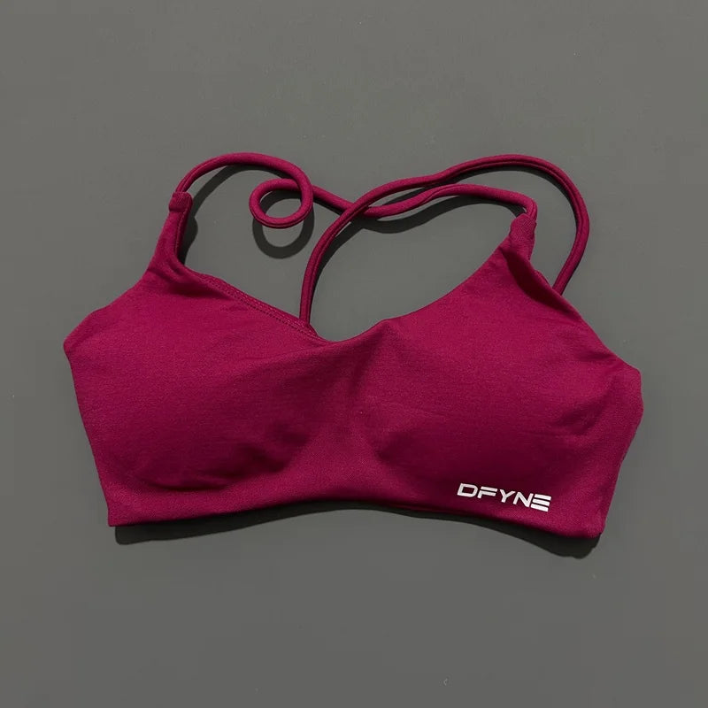 Twist it, girl! 💥 Stylischer Sport-BH für volle Power & Support