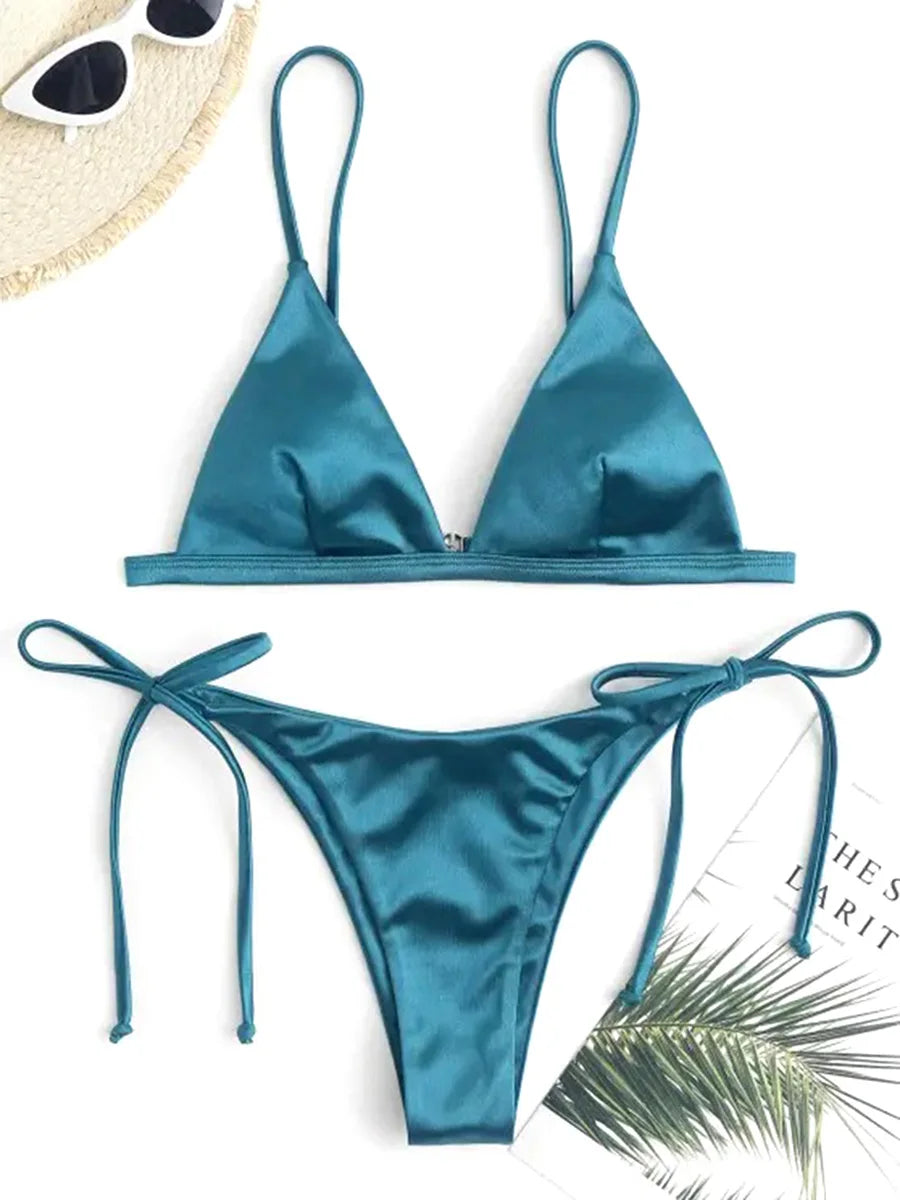 Metallic Satin Bikini-Set – glänzender Style mit brasilianischem Cut