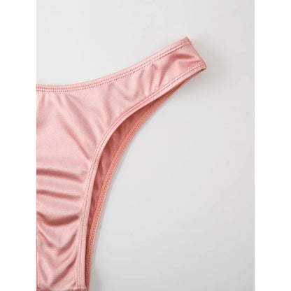 Bandeau Bikini 2025 – zeitlos, sexy & in 13 stylischen Farben