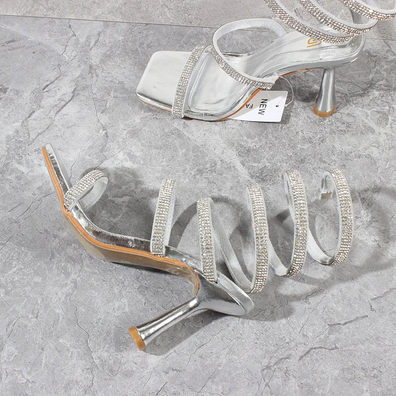 Crystal Snake Heels – Sinnlich, verspielt & wild wie der Sommer