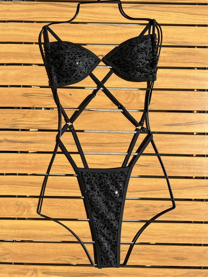 Glänzender Pailletten-Monokini mit Rückenausschnitt – pure Verführung am Pool