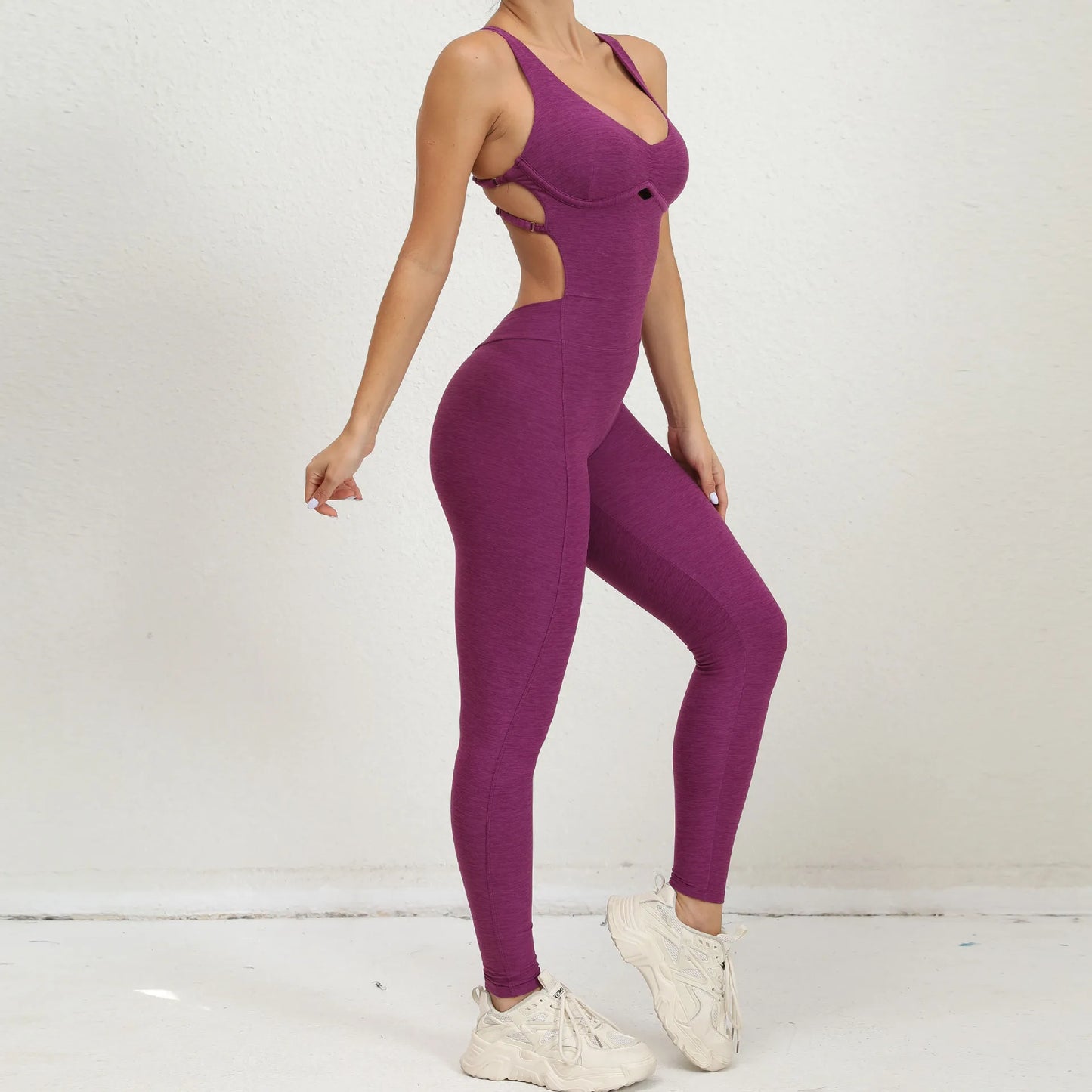 Seamless Yoga Jumpsuit – Sculpted Fit & Feminine Flow
