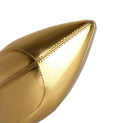 Pointed Overknees – Scharf, sinnlich & winter-ready