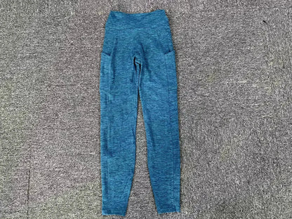 V-Taille Yogahose mit Scrunch-Effekt – Figurbetont & funktional 🍑🖤