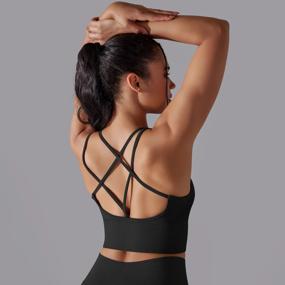 Crossover Back Sports Bra – Power. Halt. Style.
