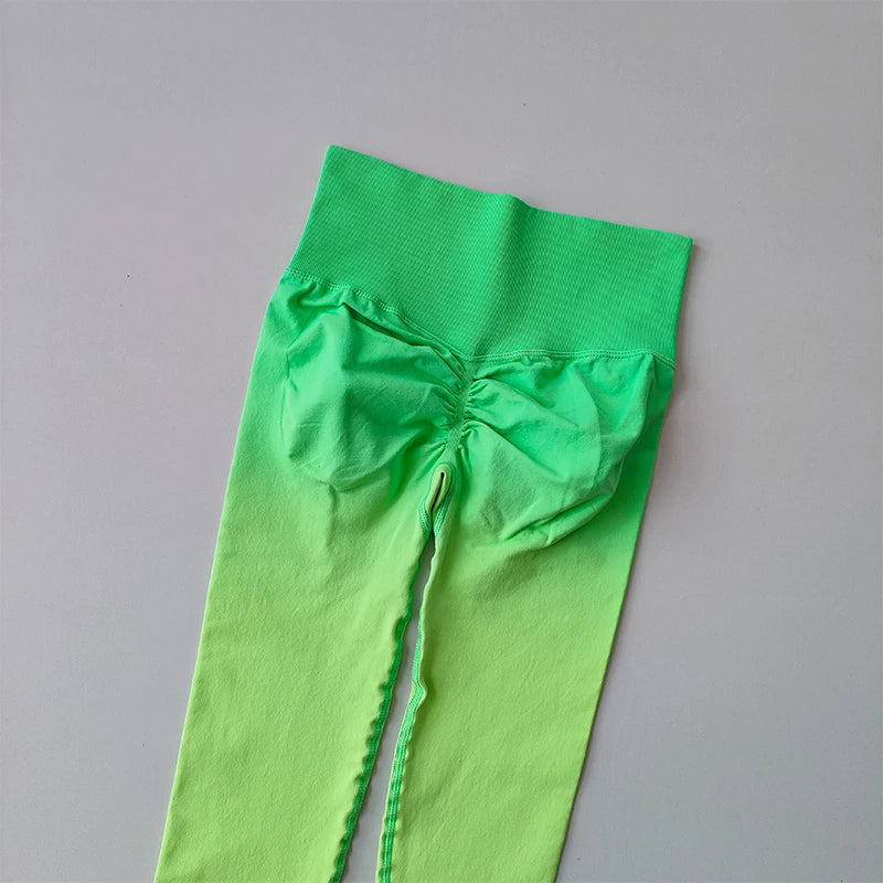 Gradient Goals – Seamless Push-Up Leggings 💫