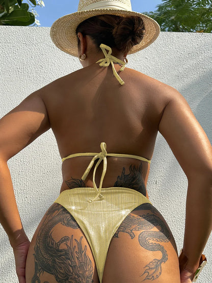 Glitzer-Bikini mit Metallketten – edel, sexy & ready für deinen Summer-Glow