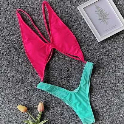 Bauch-Cut-Out Monokini – sexy Silhouette & modernes Design