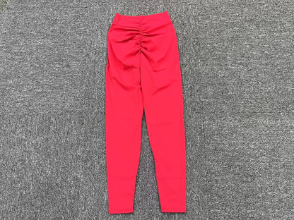 Sexy Scrunch-Leggings mit V-Taille – dein neuer Workout-Crush 🍑🖤