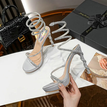 Strass Snake Sandals – Verführerischer Glam trifft High Heel Power