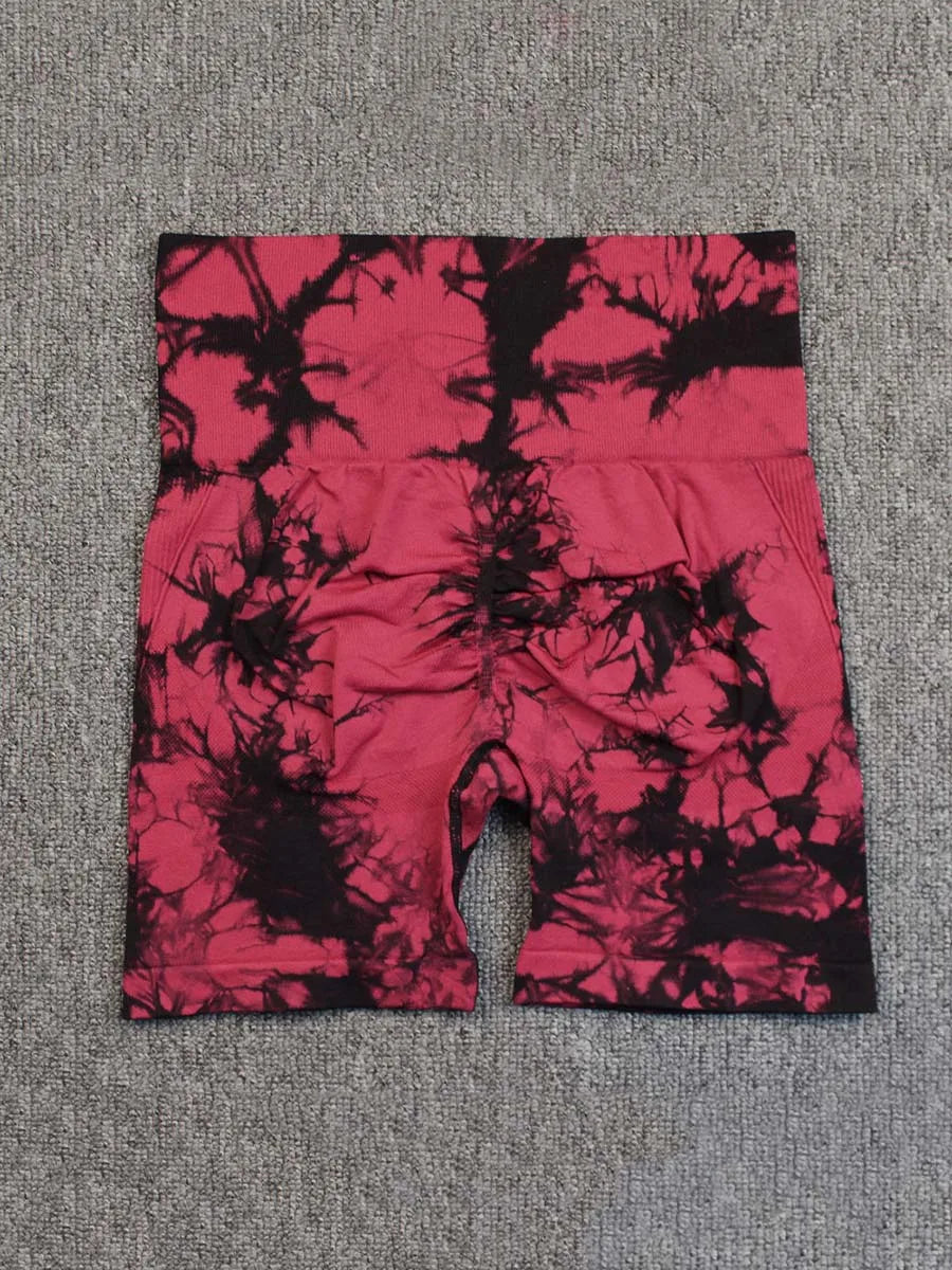 Tie-Dye Vibes & perfekte Kurven – Nahtlose Sport-Shorts für deinen Style-Moment