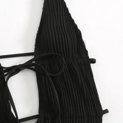 Rückenfreier Cut-Out-Badeanzug mit Bandage-Style – für heiße Strandtage