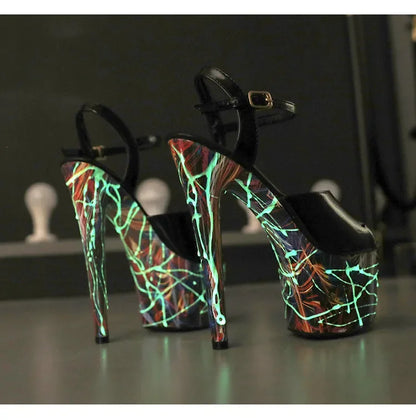 Super High Platform Sandals – Glanz, Höhe & Attitude