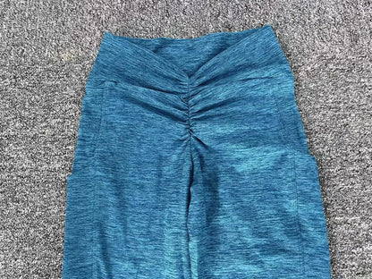 V-Taille Yogahose mit Scrunch-Effekt – Figurbetont & funktional 🍑🖤