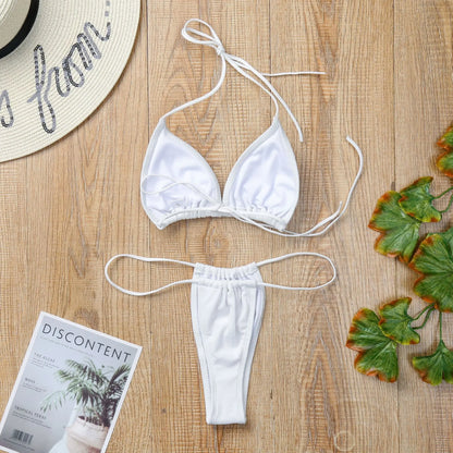 Triangle Bikini – minimalistisch, heiß & perfekt für den Sommer