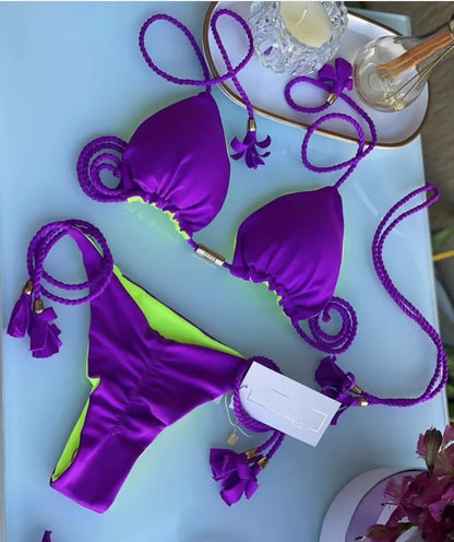 Mehrfarbiger Triangle-Bikini – verspielt, sexy & rückenfrei