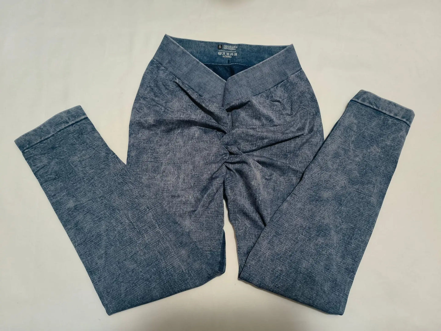 Nahtlose V-Back Leggings – Kurvenbetont & Komfort pur 🍑