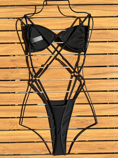 Glänzender Pailletten-Monokini mit Rückenausschnitt – pure Verführung am Pool