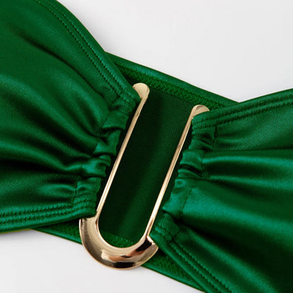 Bandeau Bikini 2025 – zeitlos, sexy & in 13 stylischen Farben