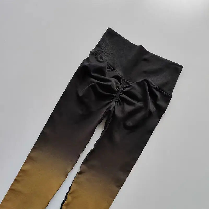 Gradient Goals – Seamless Push-Up Leggings 💫