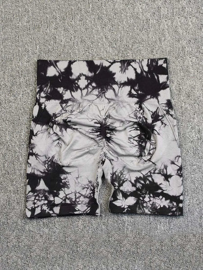 Tie-Dye Vibes & perfekte Kurven – Nahtlose Sport-Shorts für deinen Style-Moment