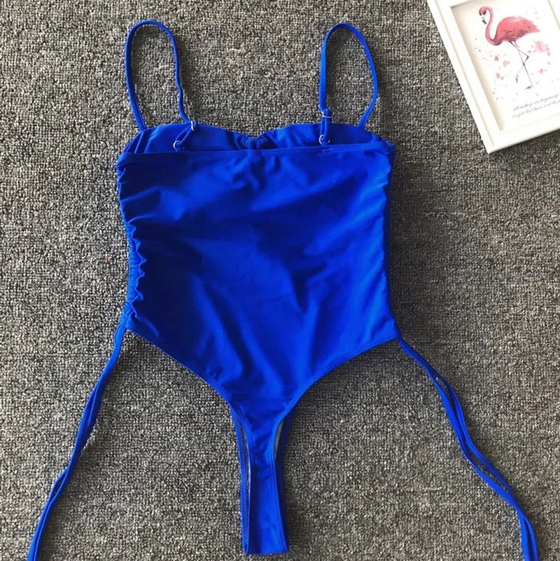 Cut-Out Monokini – auffällig, sexy & absolut im Trend