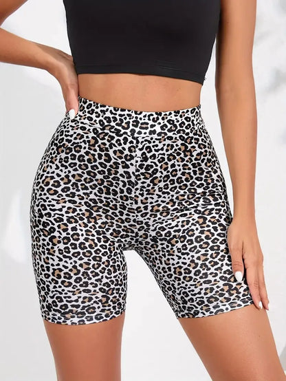 Wild Vibes Only – Leopard Shorts für Power-Moves 🐆🔥