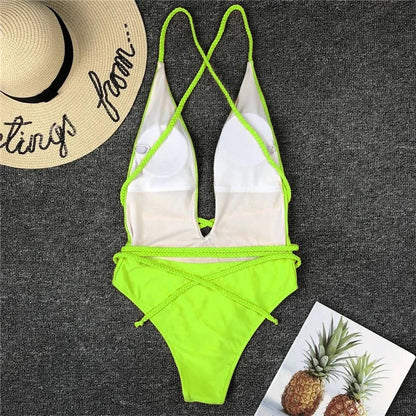 Tiefer V-Ausschnitt Monokini – elegant gewickelt & sexy zugleich