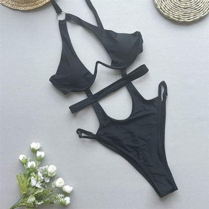 Asymmetrischer Monokini – stylisch, stützend & verführerisch geschnitten