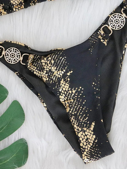 Snake Print Bikini – wild, glänzend & mit sexy High-Cut