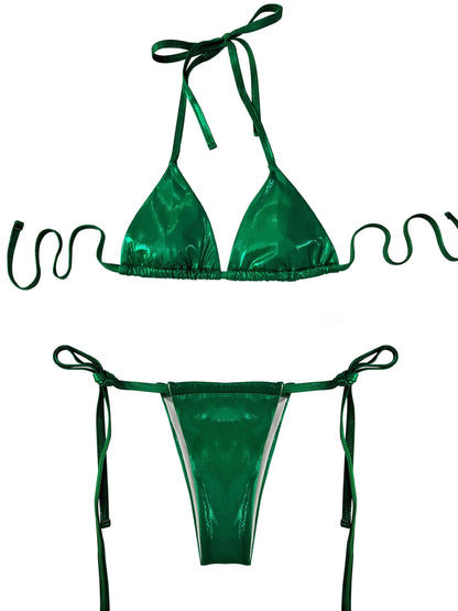 Dreiteiliges Bikini-Set in leuchtenden Farben – modern, sexy & stylisch