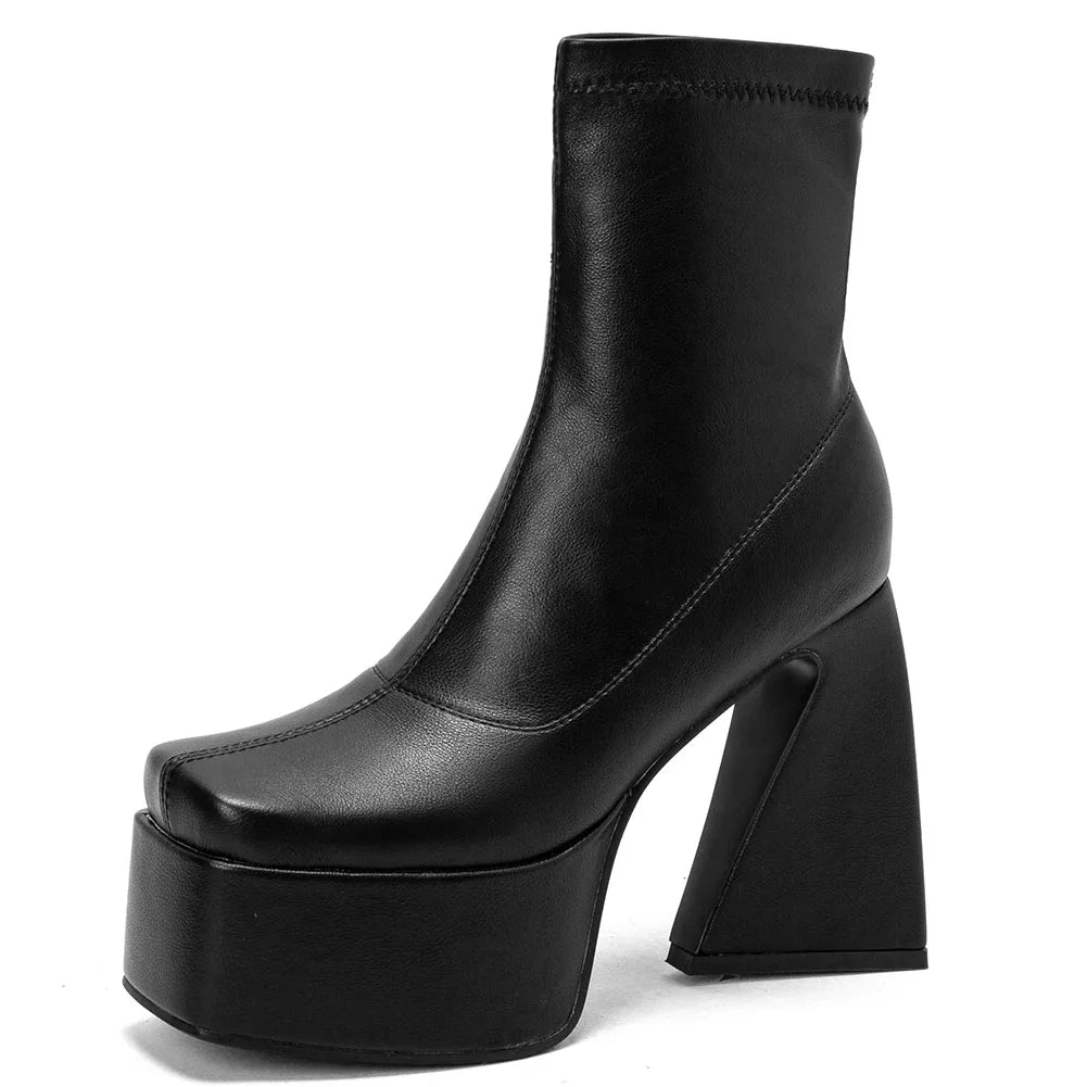 Platform Ankle Boots mit Zipper – Bold. Clean. Fashion-Statement.