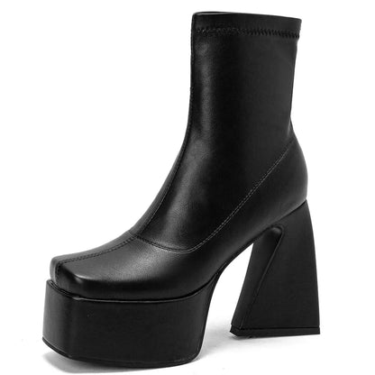 Platform Ankle Boots mit Zipper – Bold. Clean. Fashion-Statement.