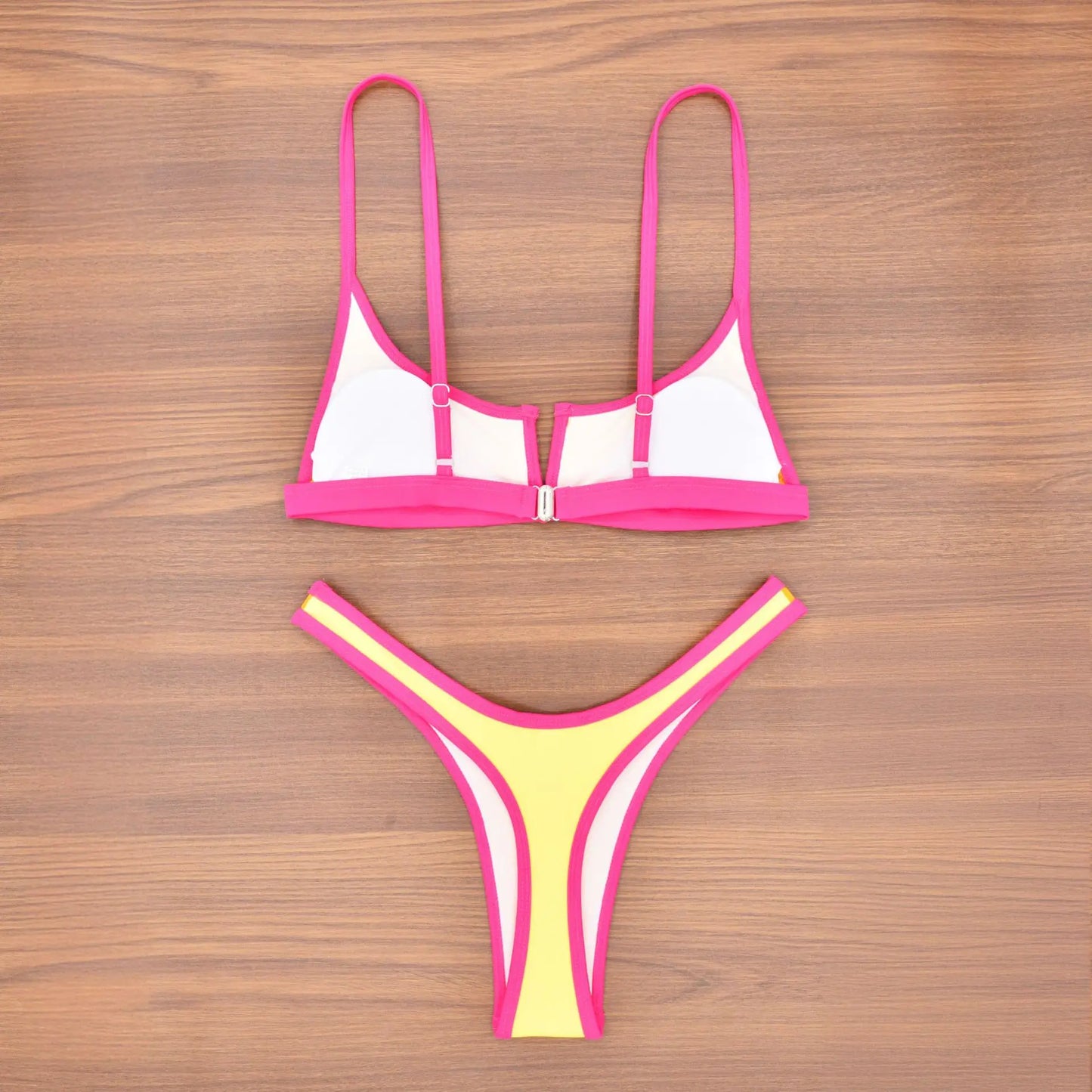 Denim-Style Bikini-Set – cool, sexy & perfekt für den Sommer