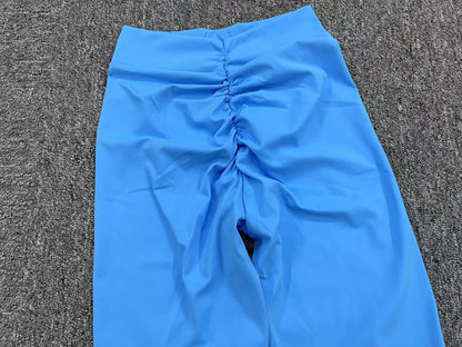 Sexy Scrunch-Leggings mit V-Taille – dein neuer Workout-Crush 🍑🖤