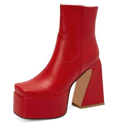 Platform Ankle Boots mit Zipper – Bold. Clean. Fashion-Statement.