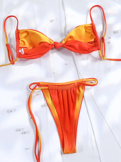 Gradient Triangle Bikini – farbenfroh, sexy & perfekt für heiße Sommertage