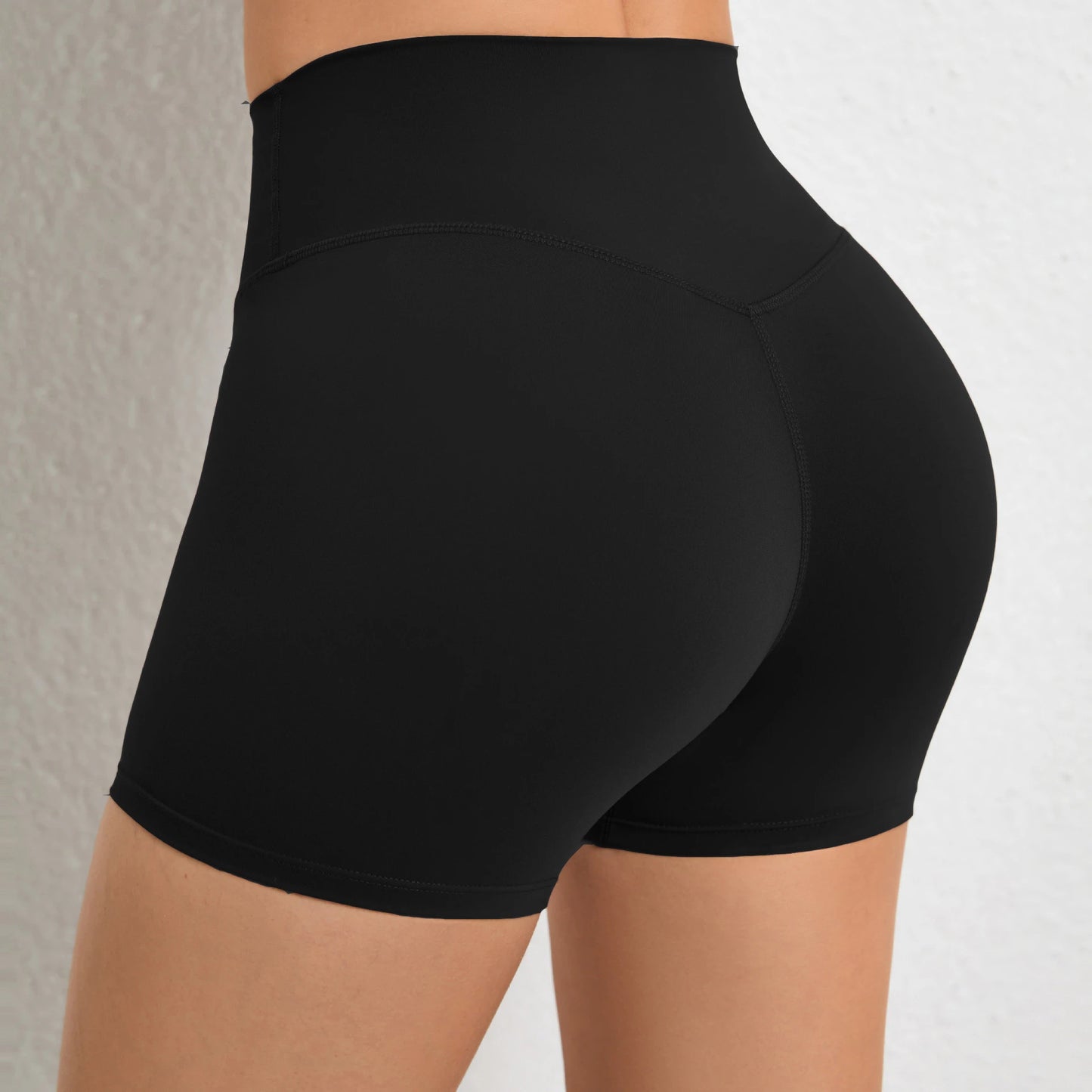 Yoga und Fitness Set – Sport BH mit tiefem V-Ausschnitt & Workout Shorts