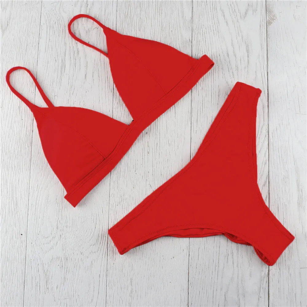 Dreieck-Bikini mit High-Cut – feminin, sexy & perfekt für den Sommer