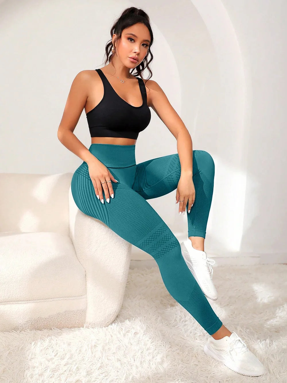 Sexy Linien‑Sporthose – High‑Waist Fitness-Leggings mit Push‑Up Effekt